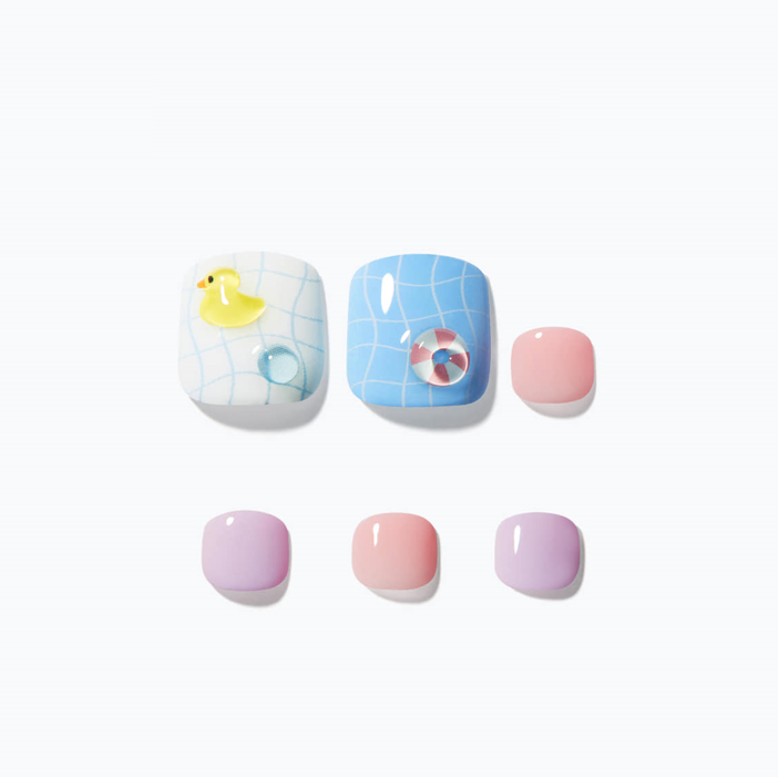 Dashing Diva Magic Press Pedi - Swimming Duck