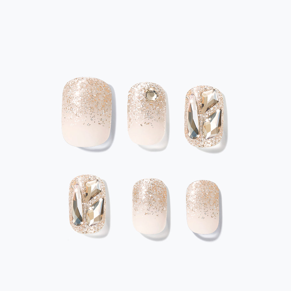 Dashing Diva Magic Press - Gold Star (Regular Round)