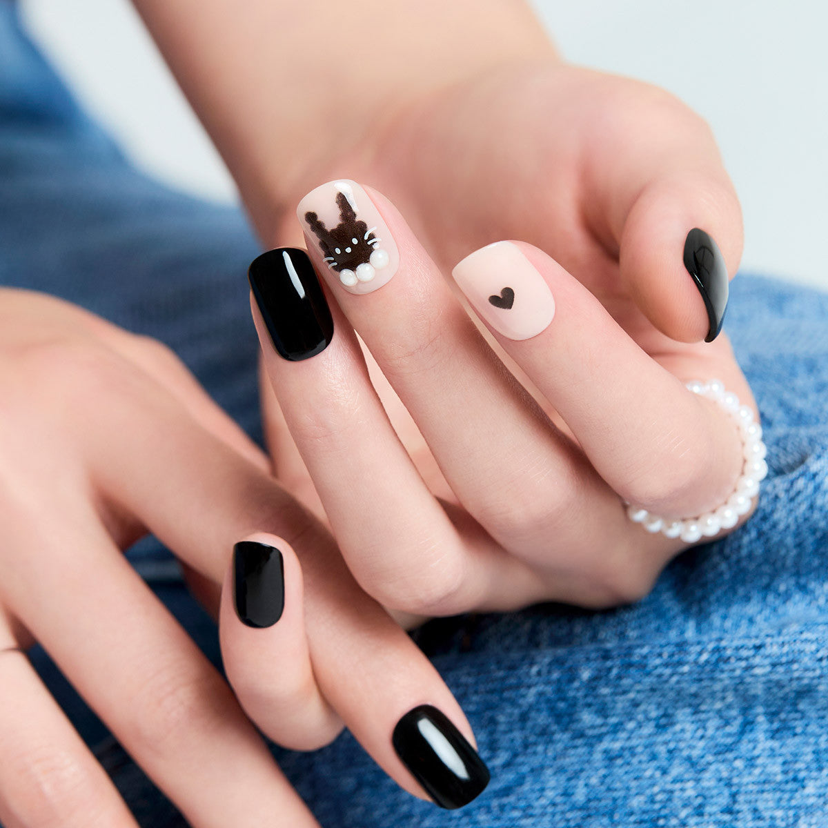 Dashing Diva Magic Press - Rich Rabbit (Regular Round)