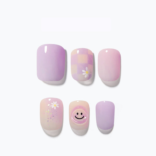 Dashing Diva Magic Press - Shy Smile (Short Square)