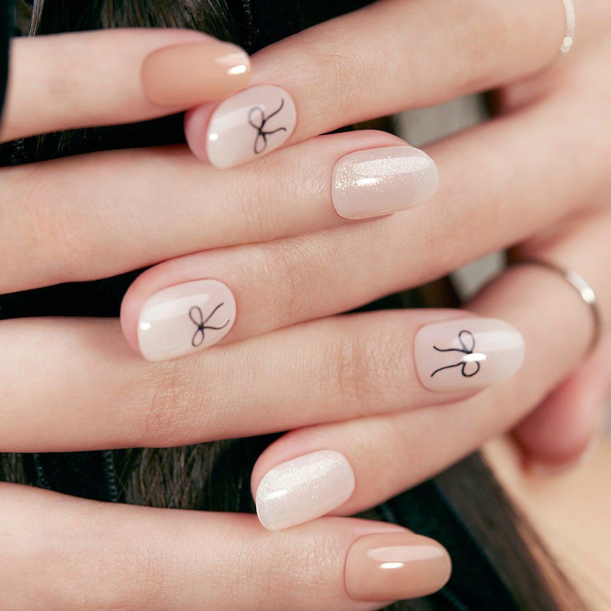 Dashing Diva Glaze - Sand Ribbon