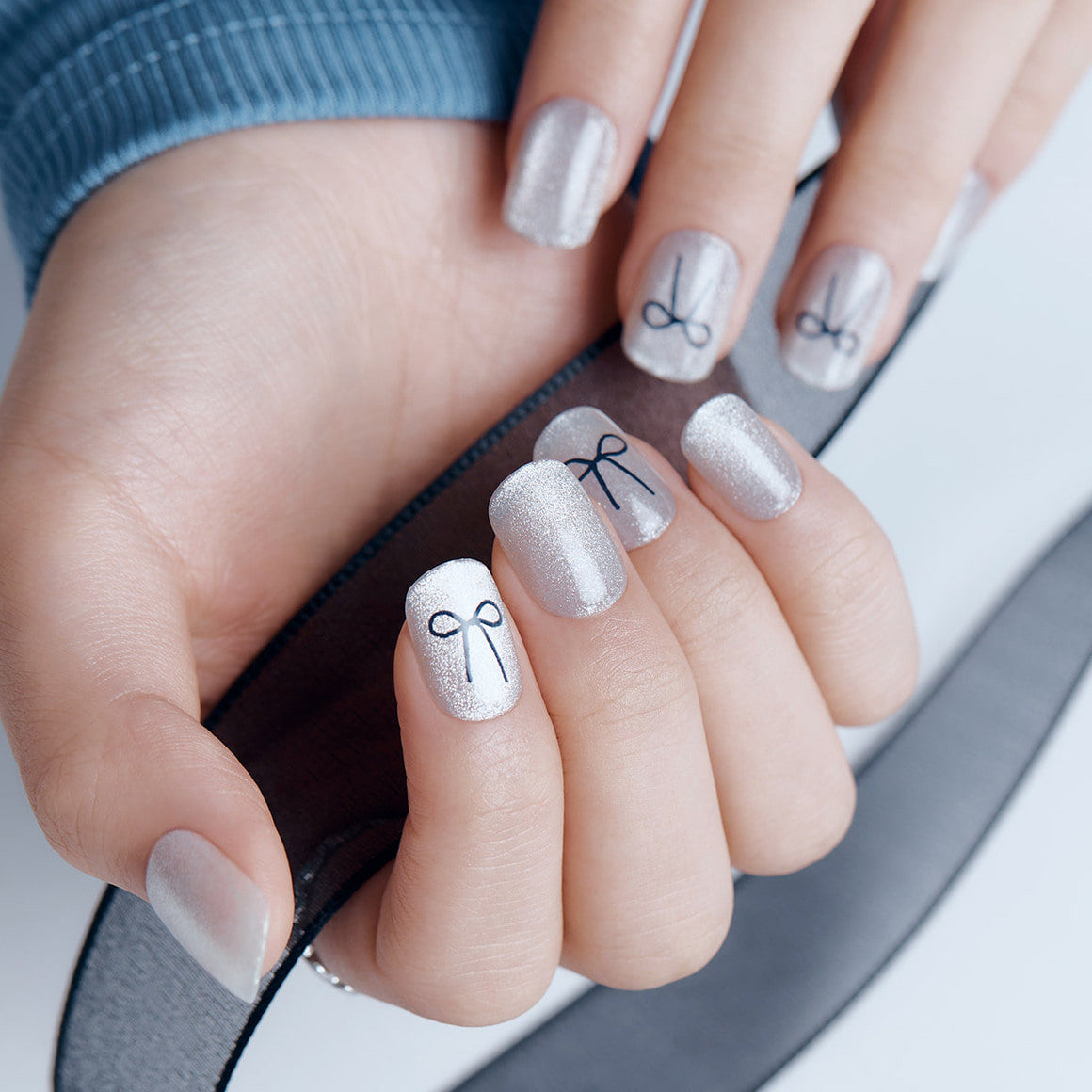 Dashing Diva Magic Press - Ribboncore (Regular Round)