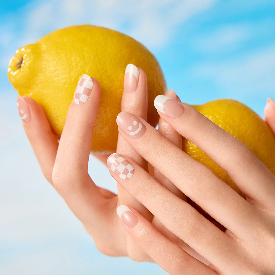 Dashing Diva Glaze - Joyful Smile